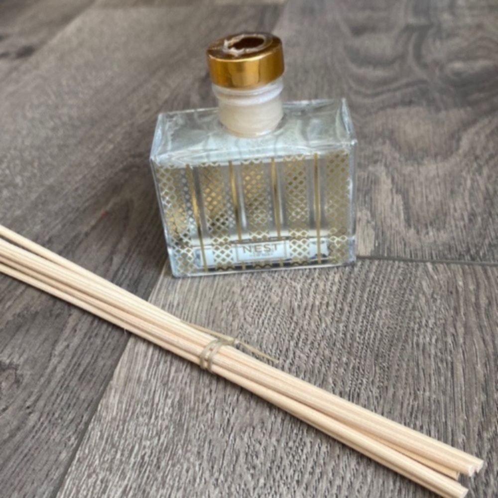 Nest Fragrances Small Room Reed Diffuser Birchwood Pine 1.3 oz New sealed NO BOX